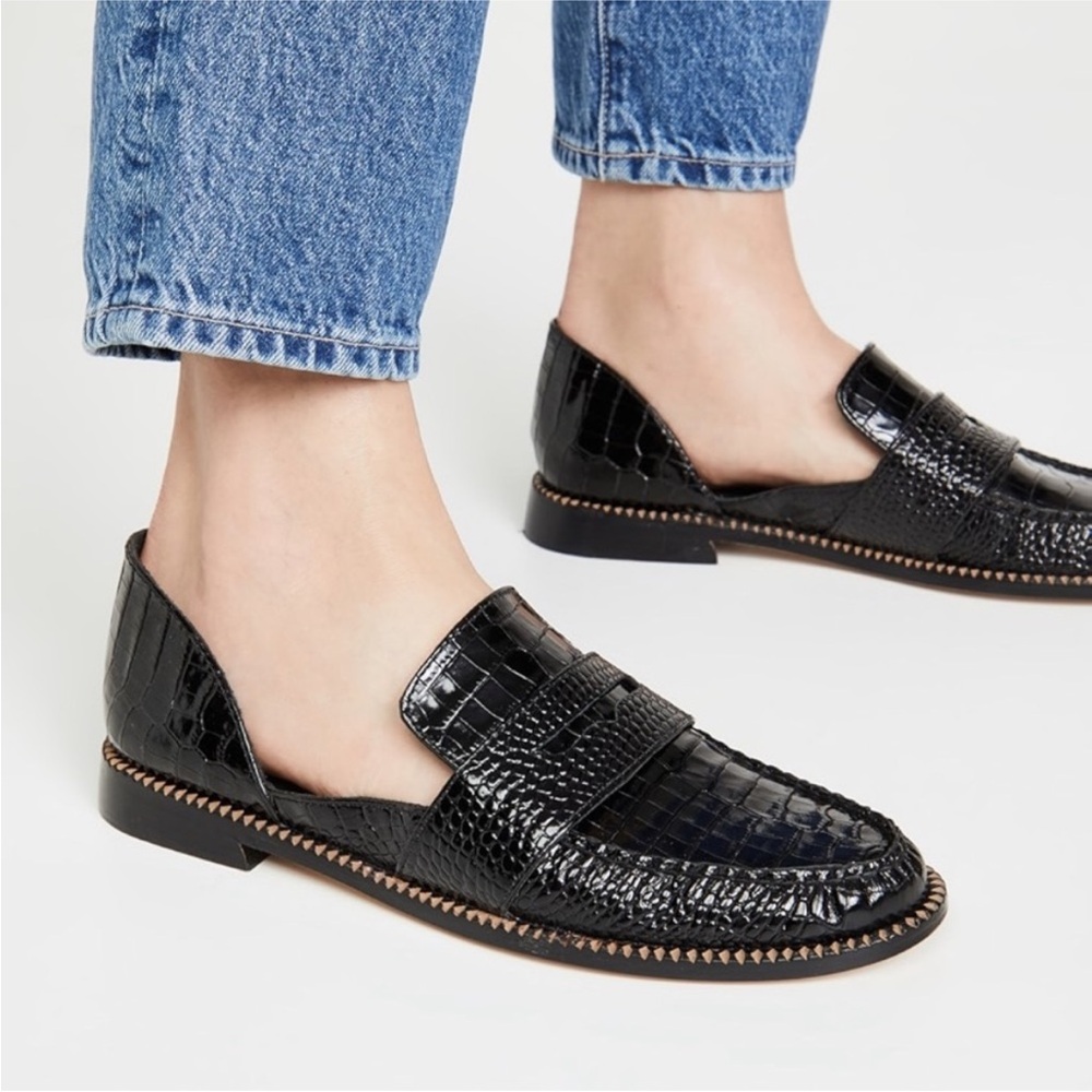 Freda Salvador Tash D’Orsay Black Croc-Embossed Loafers size 8